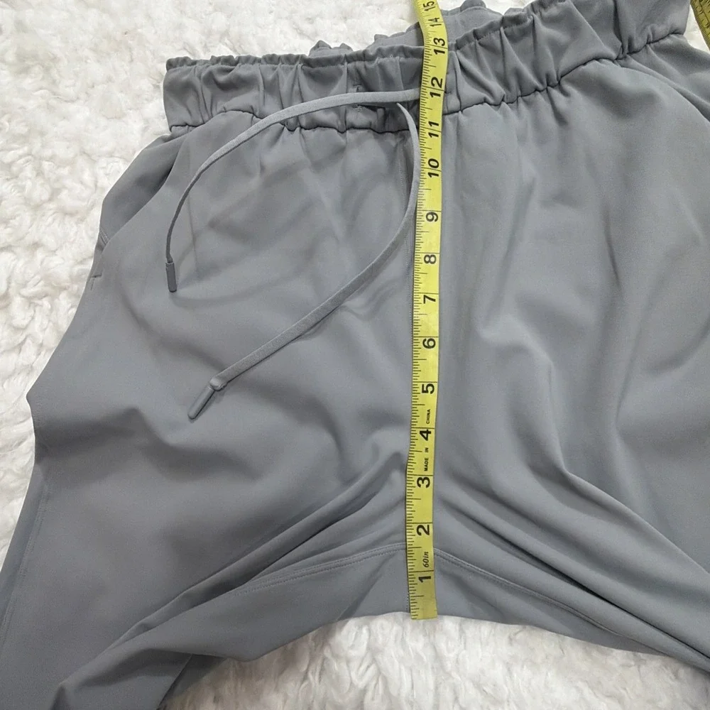 Lululemon Women's 6 Sage Grey Luxtreme Keep Moving Pants HR Minimalist Modern - Picture 10 of 11